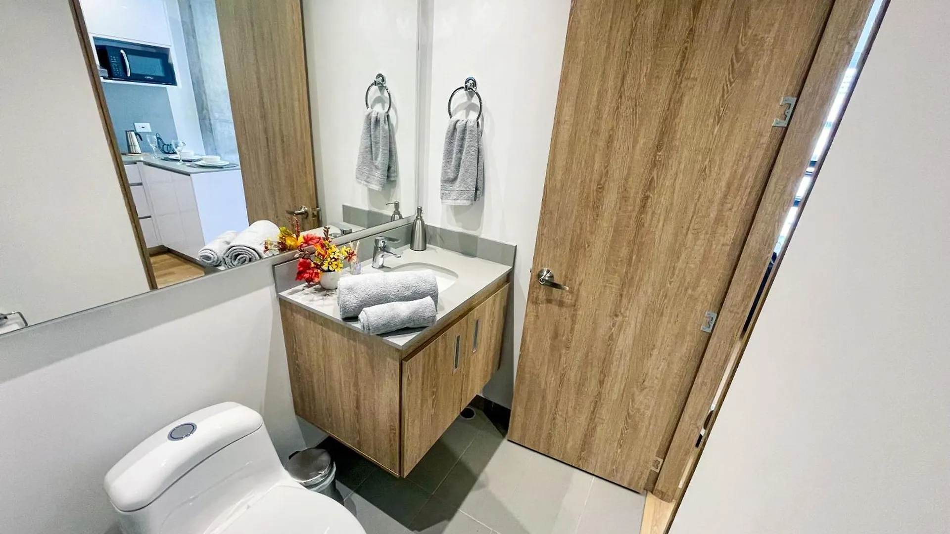 Acogedor Loft, Excelente Vista, En Centro Internacional Apartment Bogota